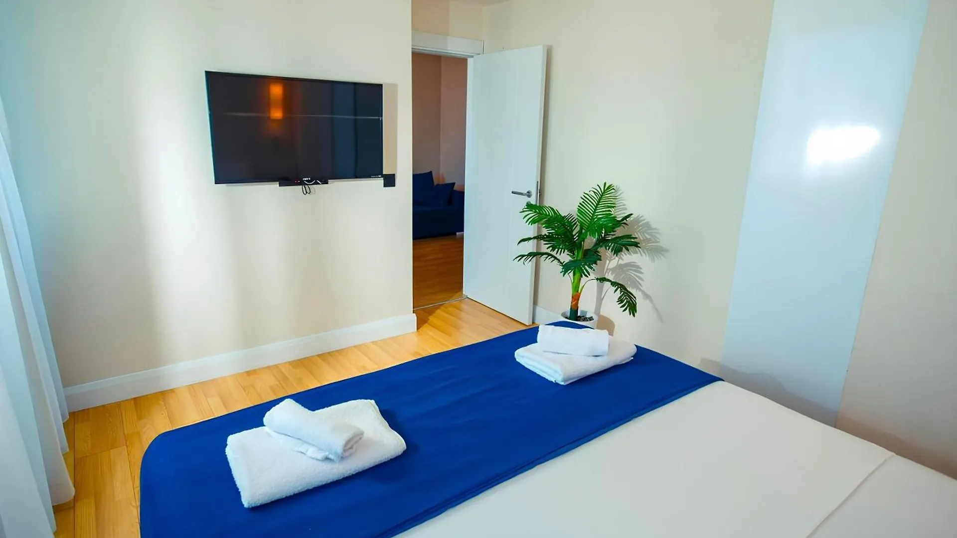 ***** Apartment Paradise Superior Aparthotel Batumi Georgia